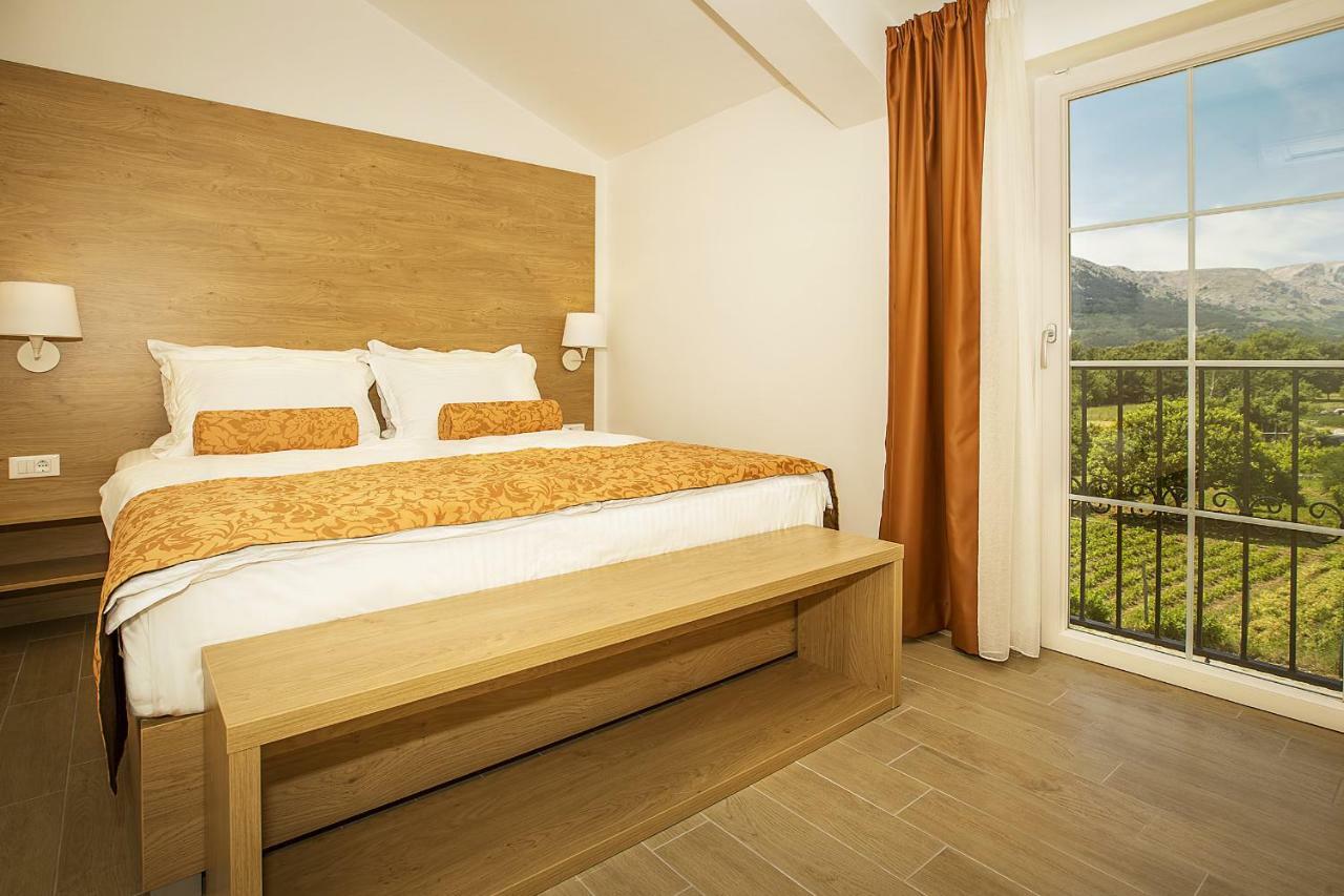 Residence Mediterraneo II บัชกา ภายนอก รูปภาพ